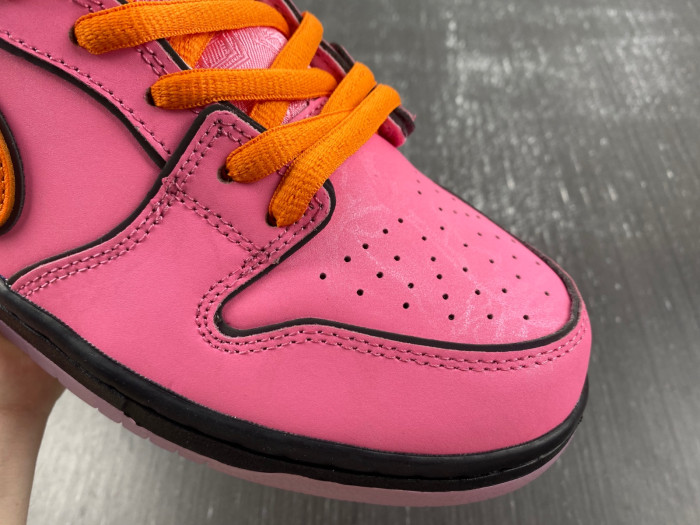 Nike SB Dunk Low “Blossom” FD2631-600