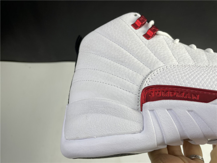 JORDAN 12 White flame red CT8013-106