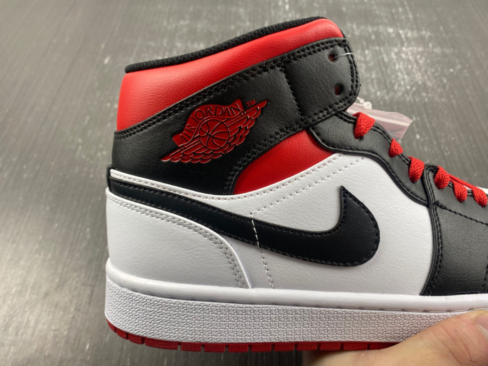 AIR JORDAN 1 MID DQ8426-106