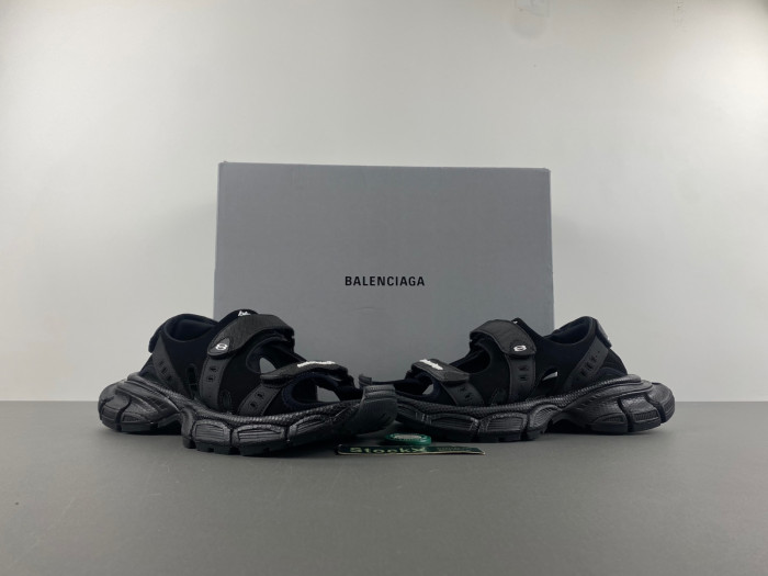 Ba*len*cia*ga sandal