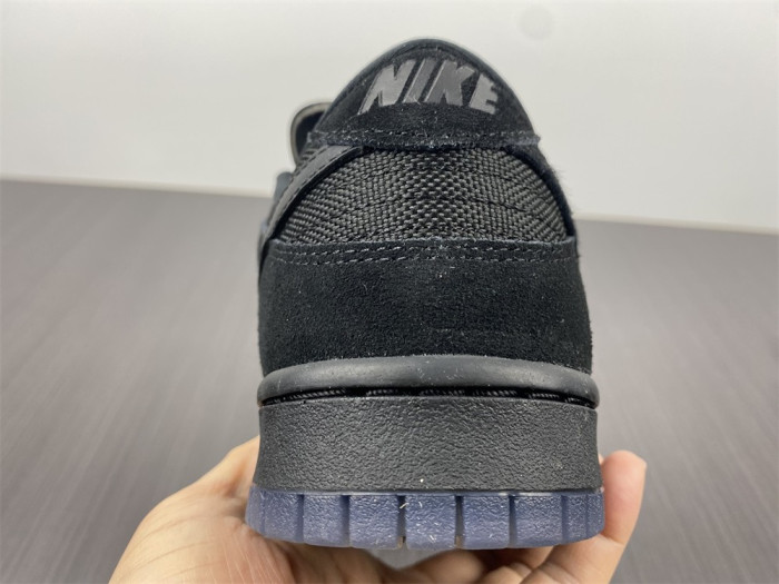 Nike SB Dunk Low SP Undefeated 5 On It Black DO9329-001