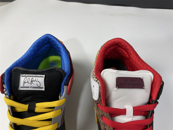 NIKE SB DUNK LOW WHAT THE PAUL CZ2239-600