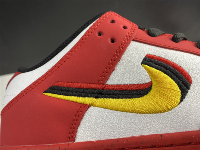Nike SB Dunk Low “Vietnam 25th Anniversary” 309242-307