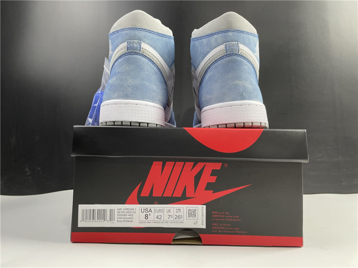 Jordan 1 Retro High OG Hyper Royal 555088-402