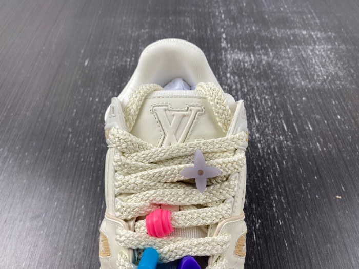 l**is V*t*n lv trainer