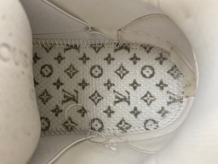 l**is V*t*n lv trainer