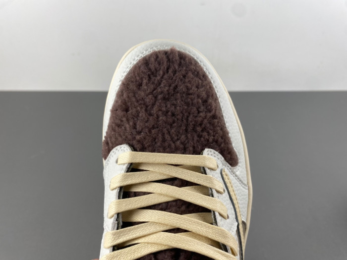 AIR JORDAN 1 LOW TRAVIS SCOTT LABUBU DM7866-717