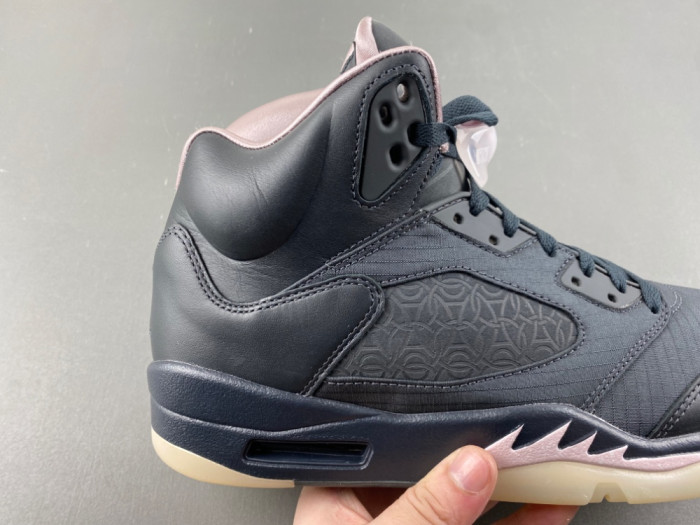 PSG x Air Jordan 5 “Off Noir” HQ3004-001