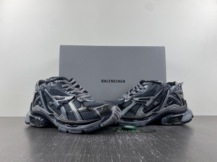 Ba*len*cia*ga runner 677403w3rbr1515