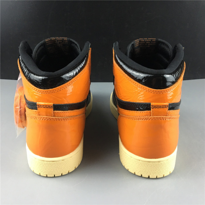 AIR JORDAN 1 SHATTERED BACKBOARD 3.0 555088-028