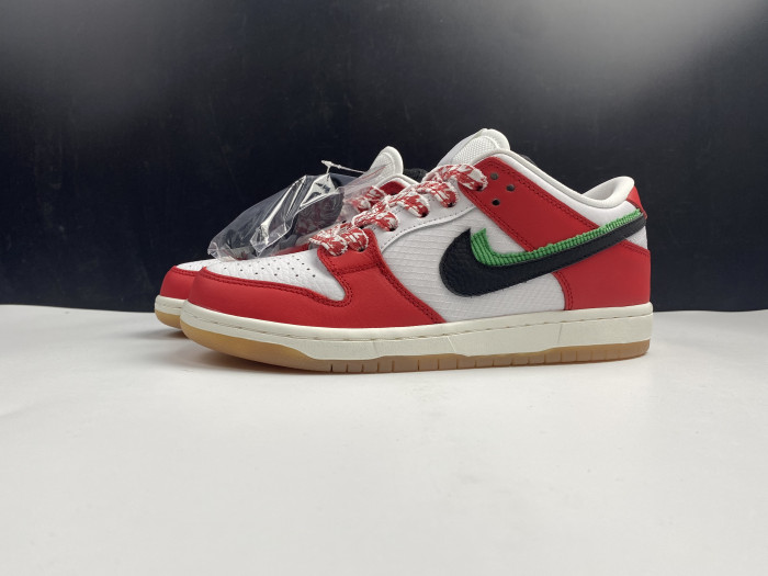 Frame Skate x Nike SB Dunk Low “Habibi” CT2550-600