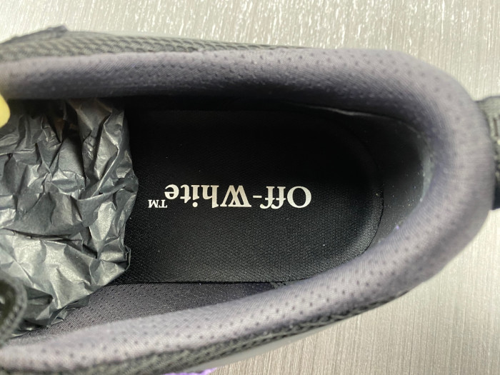 OFF-WHITE Odsy-1000