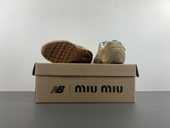 New Balance X Miu Miu 530