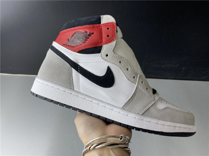 Jordan 1 Retro High Light Smoke Grey 555088-126