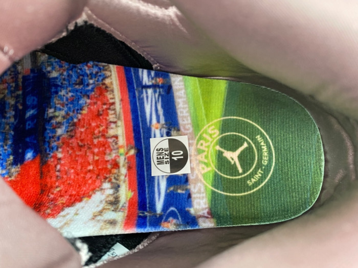 PSG x Air Jordan 5 “Off Noir” HQ3004-001