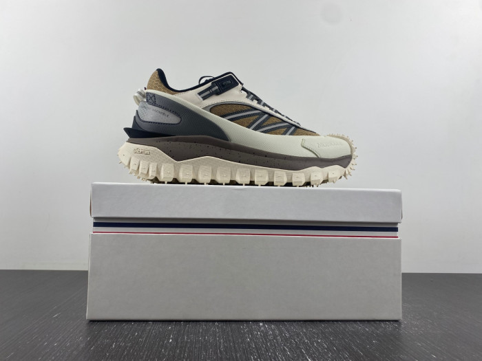 Moncler Trailgrip Beige White