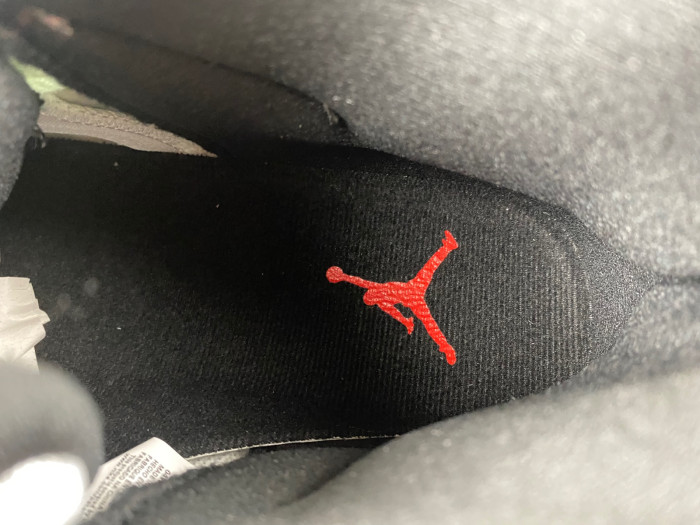 Air Jordan 11 Retro CT8012-106