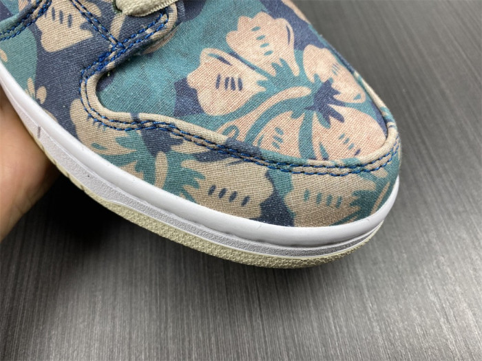 Dunk High SB 