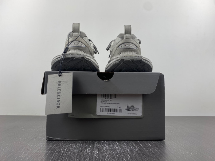 BLCG 3XL SNEAKER 759693-W3XLH-1212