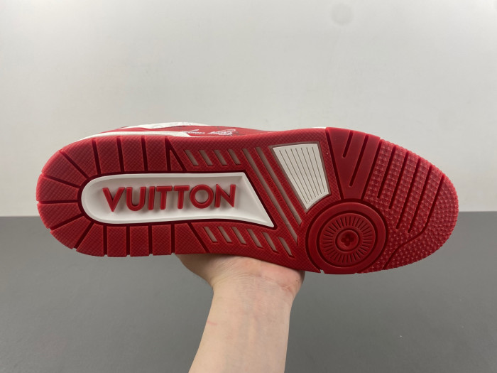 l**is V*t*n lv trainer