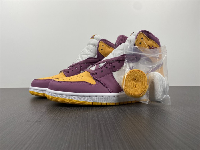 Air Jordan 1 High OG “Brotherhood”