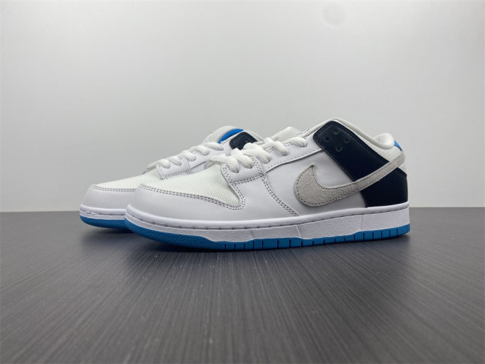 Nike SB Dunk Low “Laser Blue” BQ6817-101