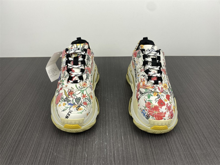 gc x Ba*len*cia*ga sneaker 677195ul110 8461