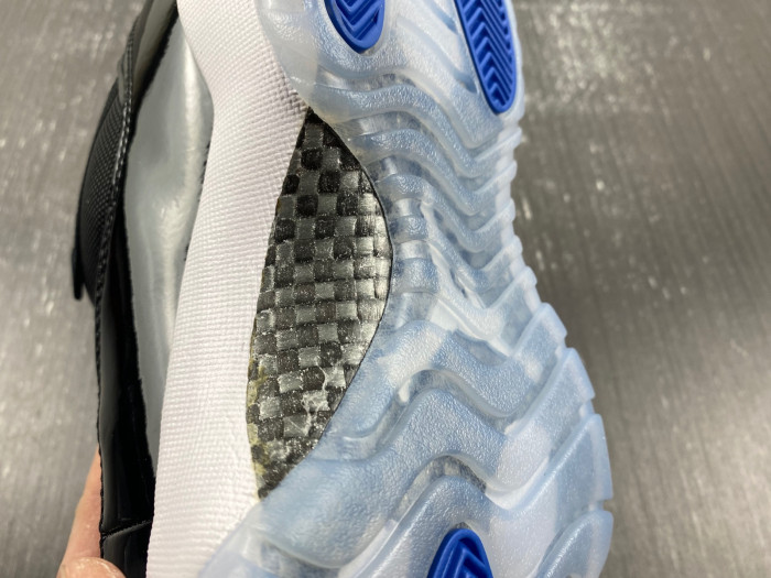 Air Jordan 11 “Space Jam" FV5104-004