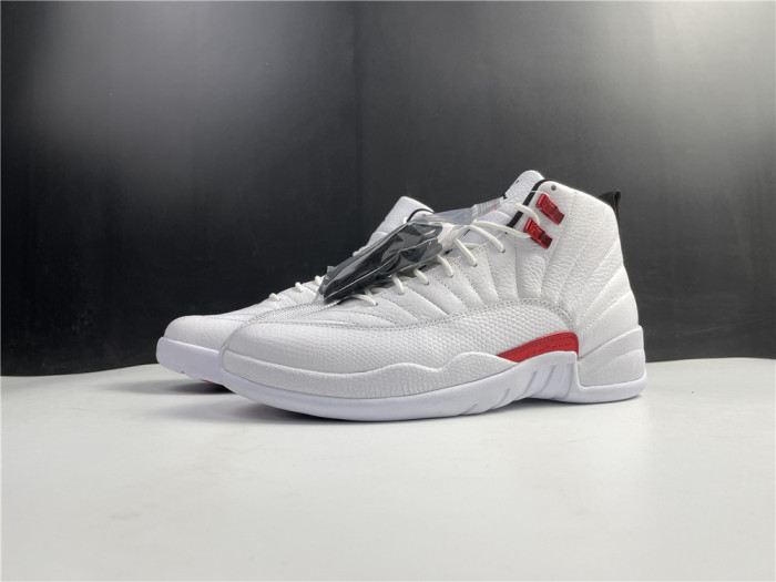 JORDAN 12 White flame red CT8013-106