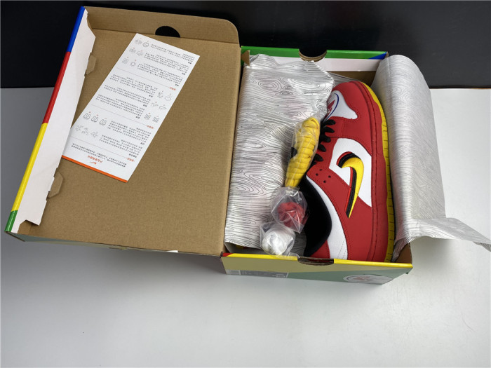 Nike SB Dunk Low “Vietnam 25th Anniversary” 309242-307