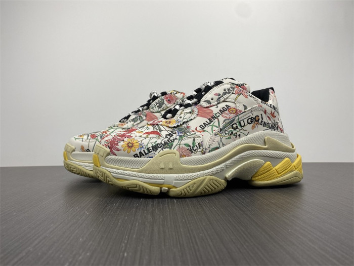 gc x Ba*len*cia*ga sneaker 677195ul110 8461