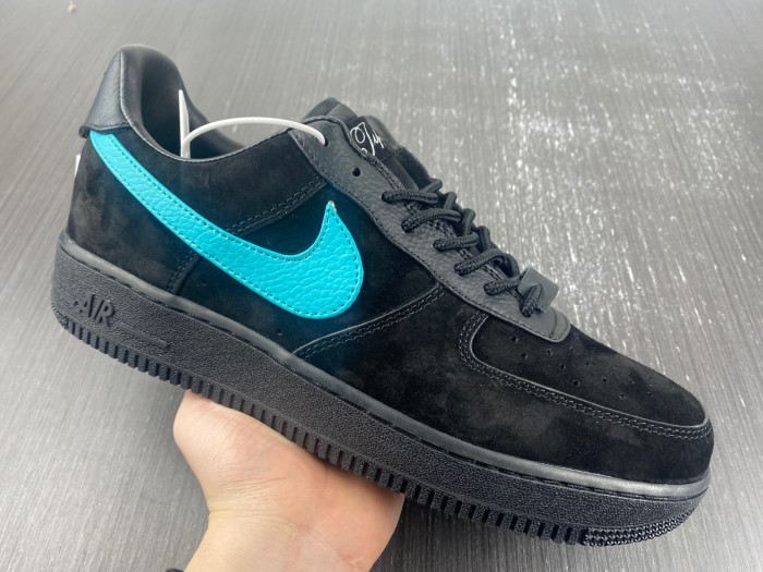T*f*ny & co. x nike air force 1 low dz1382-001