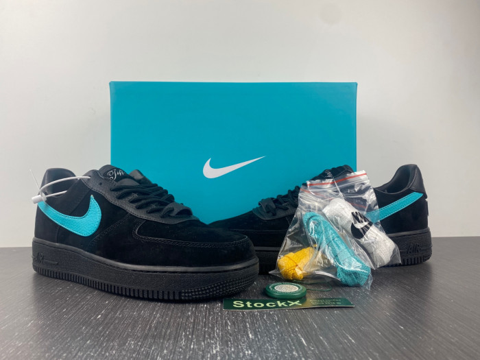 T*f*ny & co. x nike air force 1 low dz1382-001