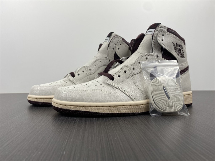 Air Jordan 1 High OG Sail/Burgundy Crush DO7097-100