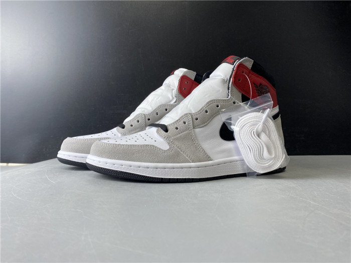 Jordan 1 Retro High Light Smoke Grey 555088-126