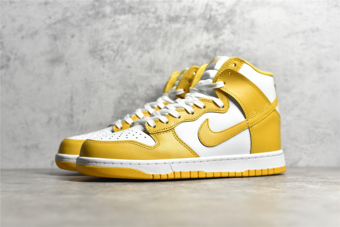 Nike Dunk High Dark Sulfur (W) DD1869-106