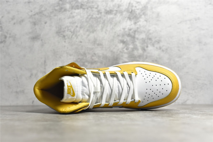 Nike Dunk High Dark Sulfur (W) DD1869-106