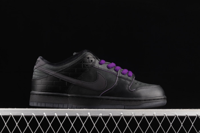 Nike SB Dunk Low First Avenue DJ1159-001