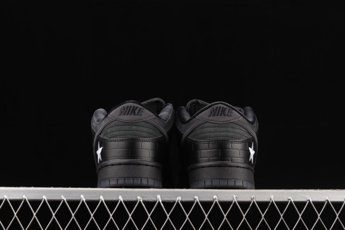 Nike SB Dunk Low First Avenue DJ1159-001