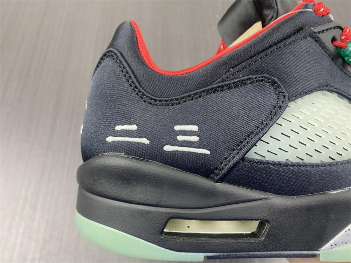 AIR JORDAN RETRO 5 “ANTHRACITE” DM4640-036