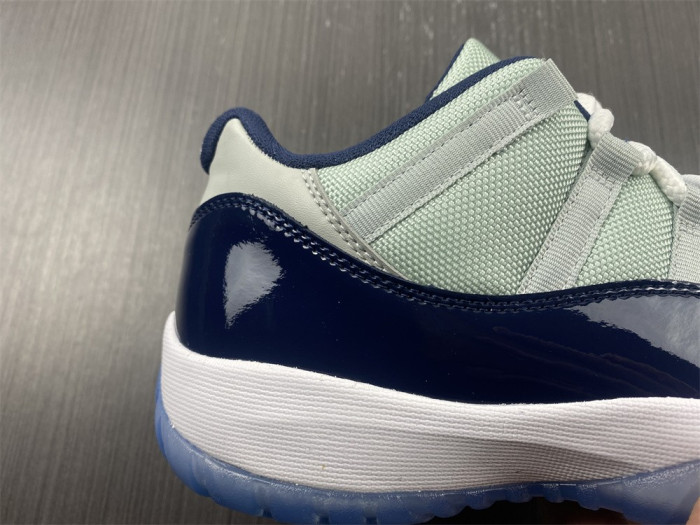 Air Jordan 11 Low AJ11 528895-007
