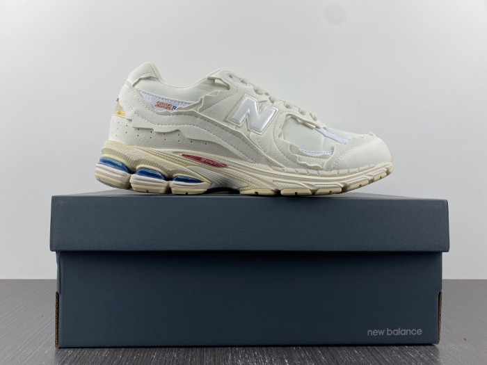 BAPE X NEW BALANCE 2002R M2002RDC