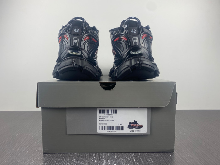 Ba*len*cia*ga runner black and red characters 677402 w3rb1 0102