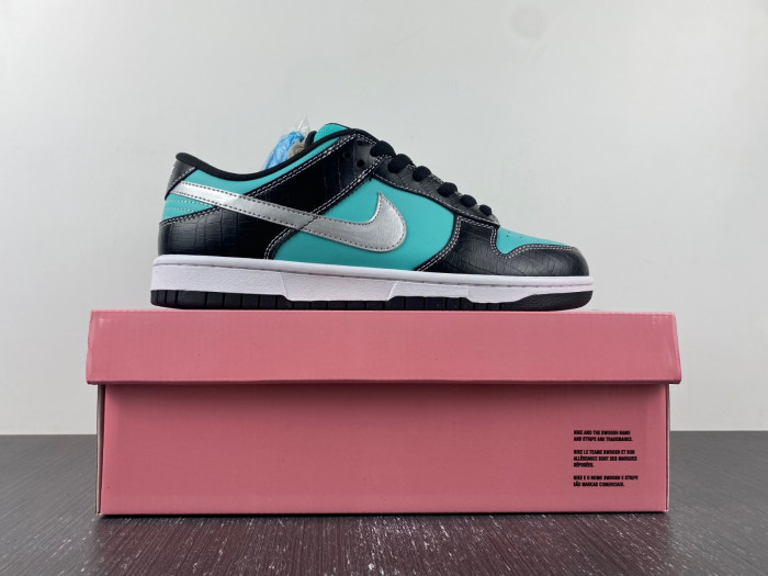 nike dunk sb low diamond S*pply co. "t*f*ny" 304292-402