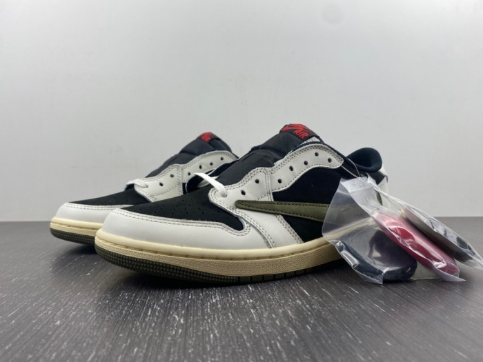 TRAVIS SCOTT X AIR JORDAN AIR JORDAN 1 RETRO LOW OG OLIVE DZ4137-106