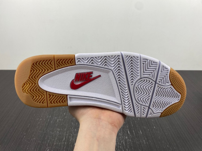 NIKE SB X AIR JORDAN 4 DR5415-160