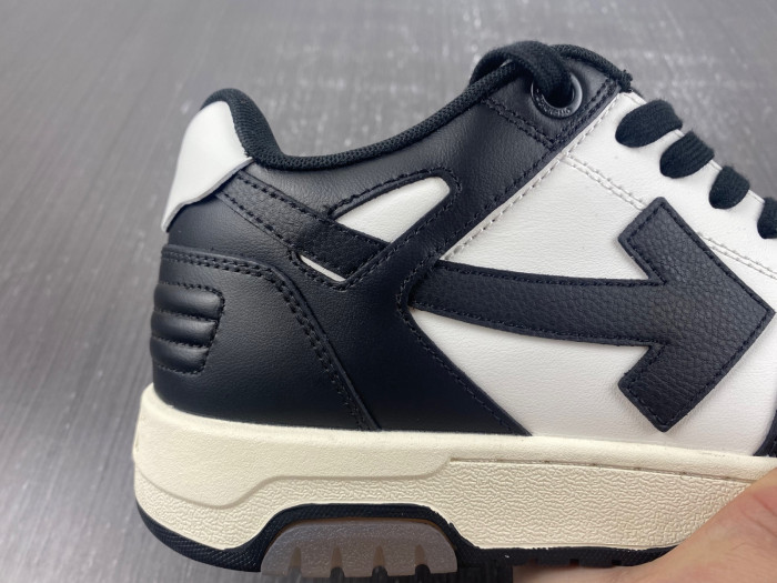 OFF-WHITE OUT OF OFFICE OW000003
