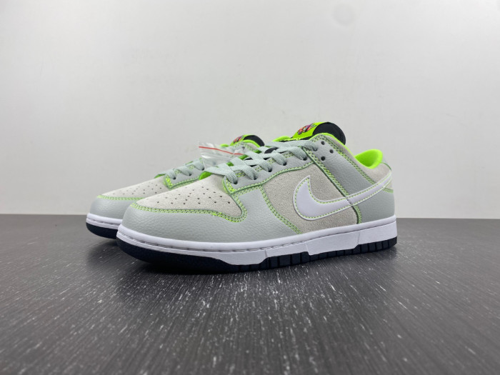 NIKE DUNK LOW UNIVERSITY OF OREGON PE (2023) FQ7260-001