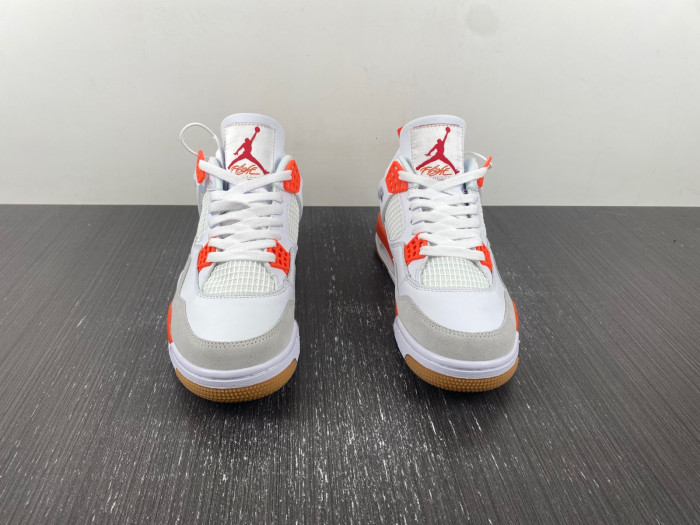NIKE SB X AIR JORDAN 4 DR5415-108