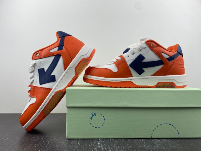 OFF-WHITE OUT OF OFFICE OW000002